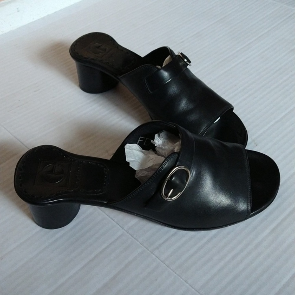 Cole Haan Jada block heel sandals size 8